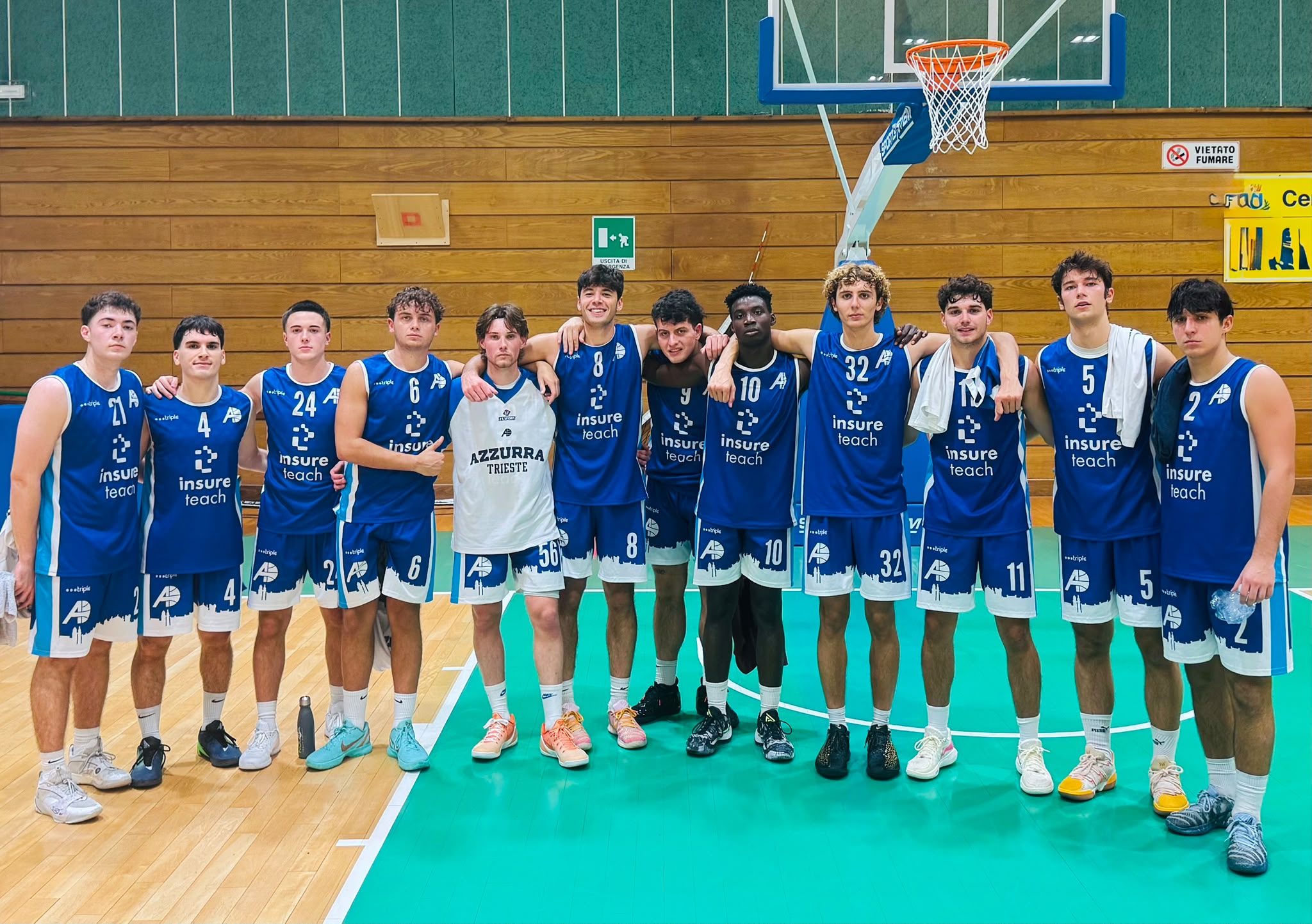 DR1: Azzurra a testa alta